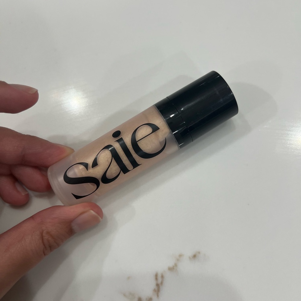 Saie Mini Glow Super Gel lightweight dewy multipurpose illuminator